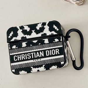 کاور ایرپاد Christian dior سفید مشکی پلنگی